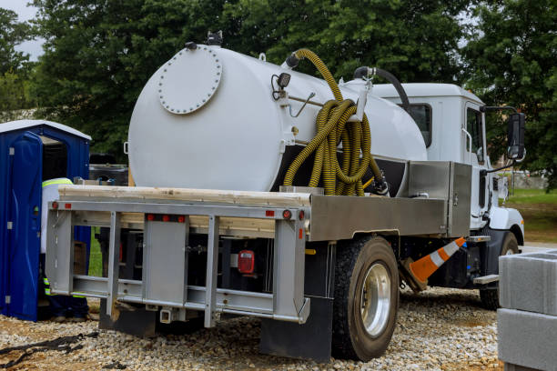 Best Portable restroom trailer rental  in Hybla Lley, VA
